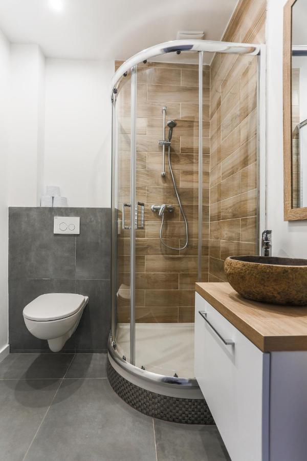 Simply Modern Apartment Torun Luaran gambar